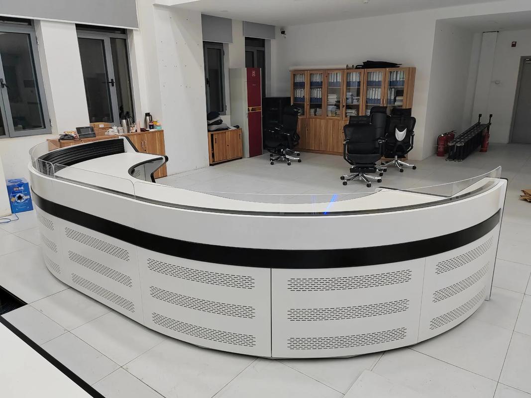 指揮中心操作臺、監控中心控制臺與電視墻操作臺的專業生產與安裝